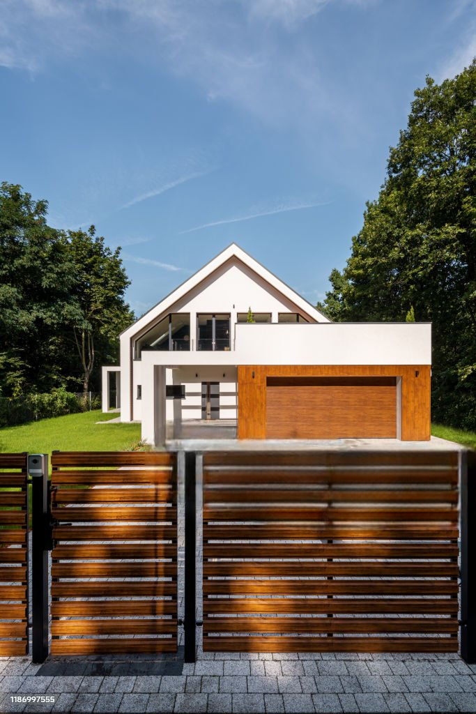 construction neuve six fours